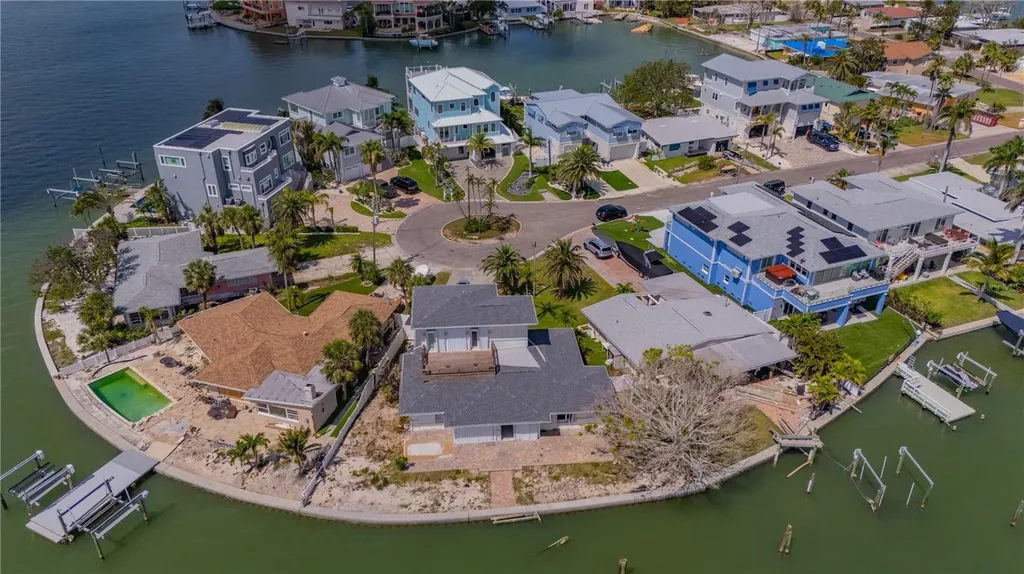16003 5th Street E Redington Beach FL 33708