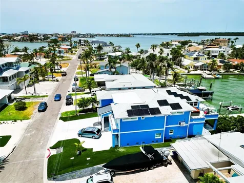 16003 5th Street E Redington Beach FL 33708