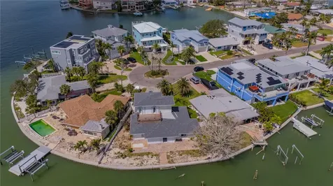 16003 5th Street E Redington Beach FL 33708