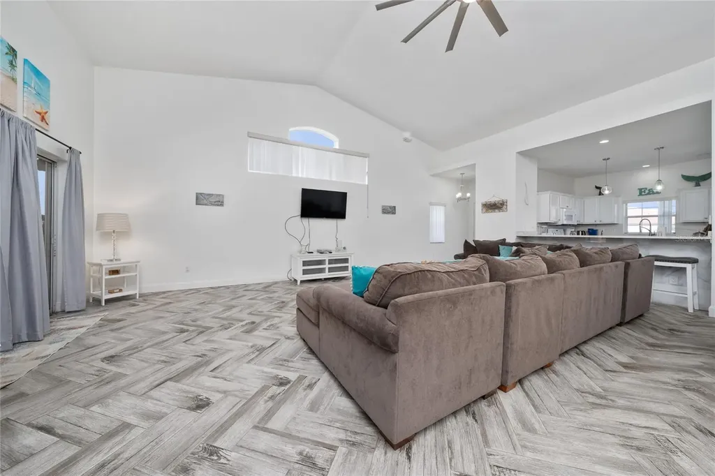 2902 Paddington Way Kissimmee FL 34747