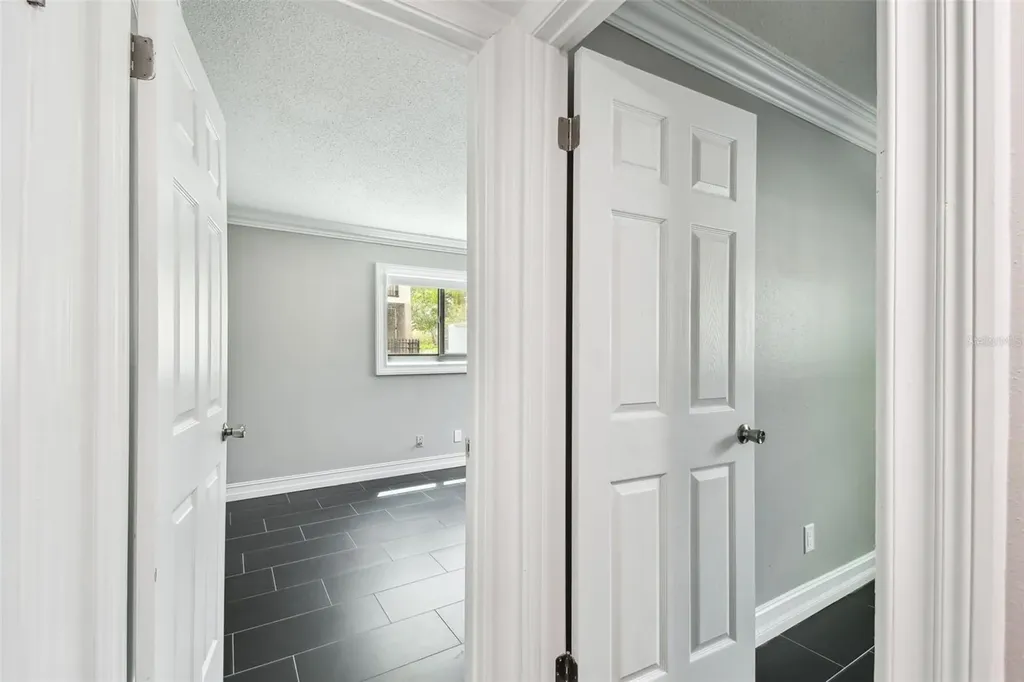 2942 W Bay Drive Belleair Bluffs FL 33770