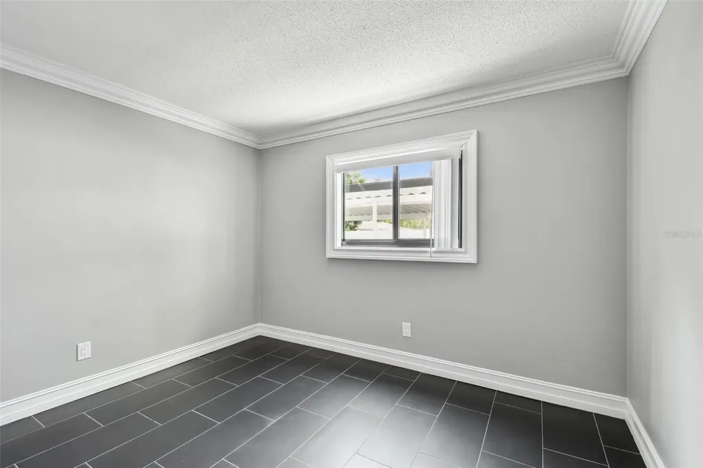 2942 W Bay Drive Belleair Bluffs FL 33770
