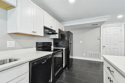 2942 W Bay Drive Belleair Bluffs FL 33770
