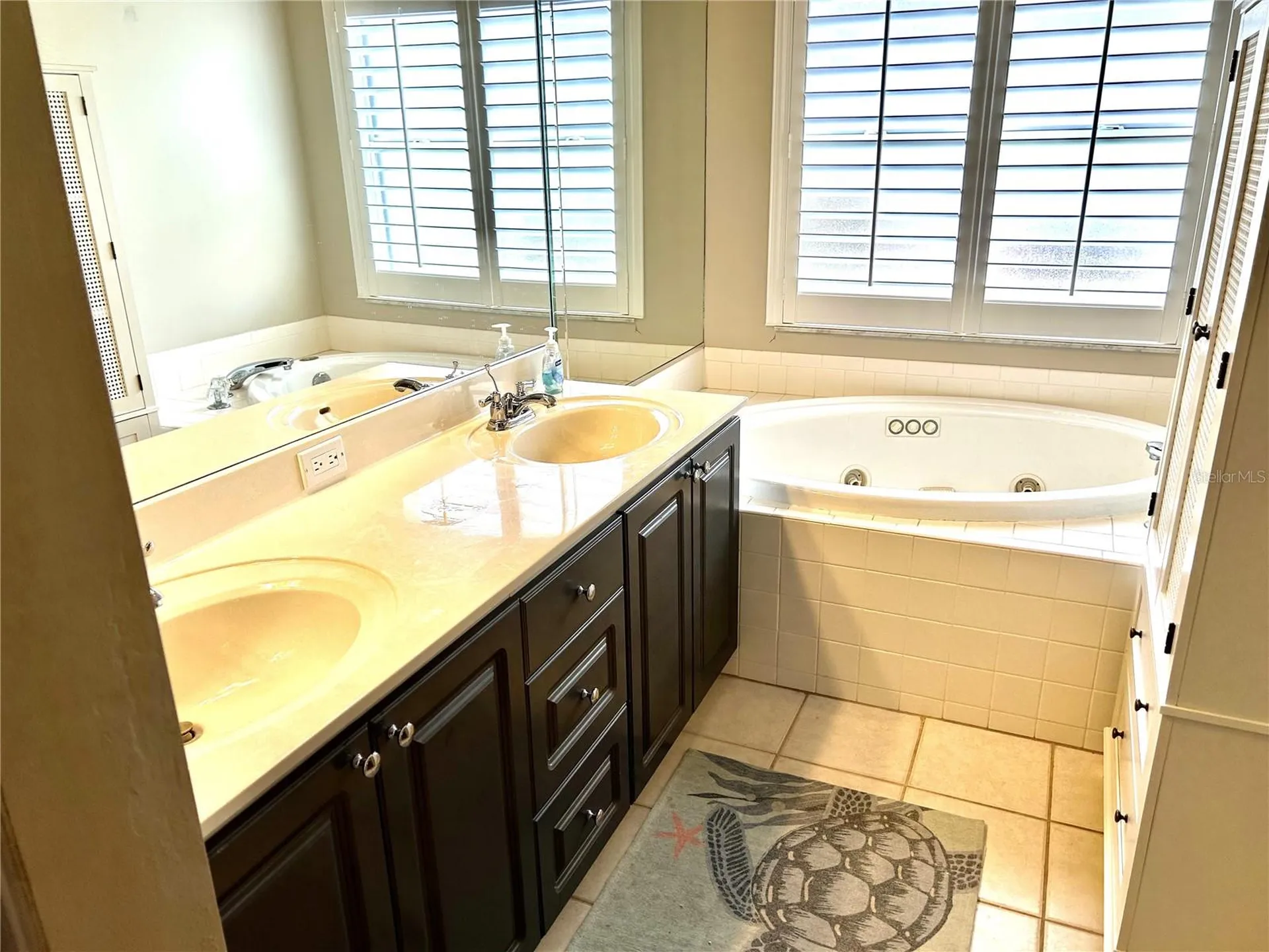 8918 Olde Hickory Avenue Sarasota FL 34238