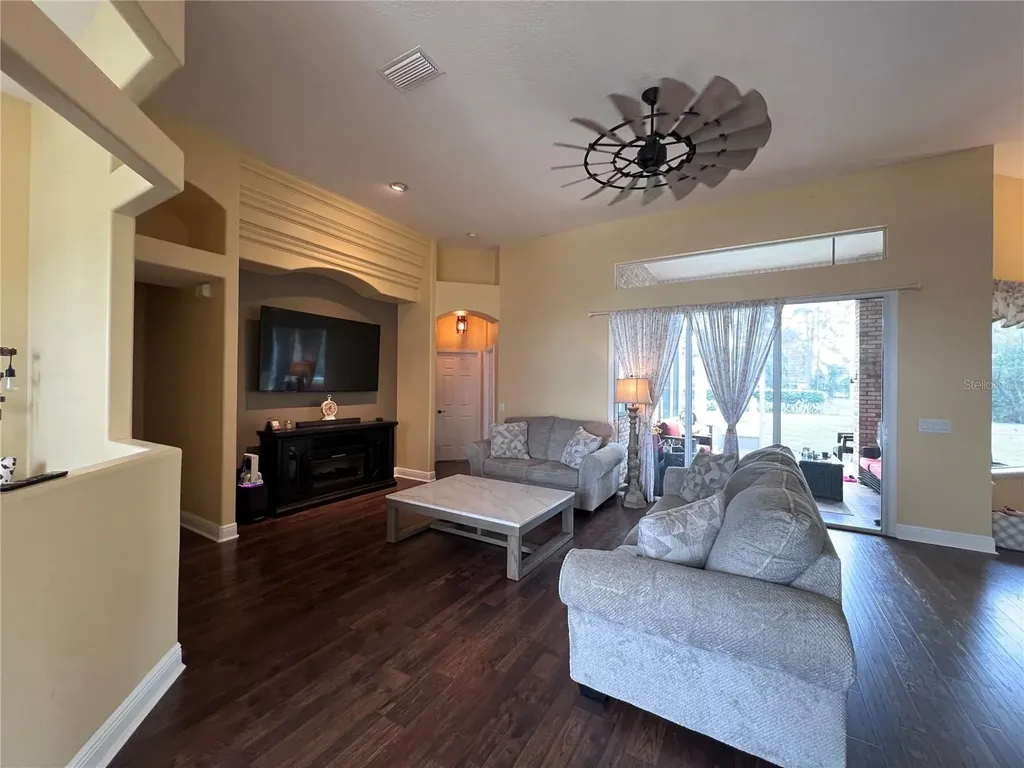 441 Hightower Drive Debary FL 32713