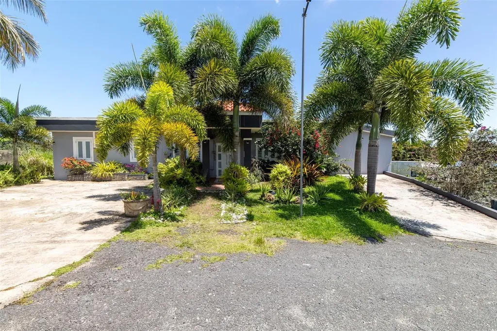 Hacienda El Palmar Marcos Lopez 831 Vega Baja PR 00693