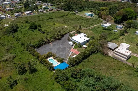 Hacienda El Palmar Marcos Lopez 831 Vega Baja PR 00693