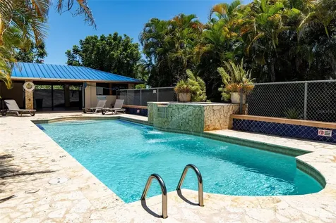 Hacienda El Palmar Marcos Lopez 831 Vega Baja PR 00693