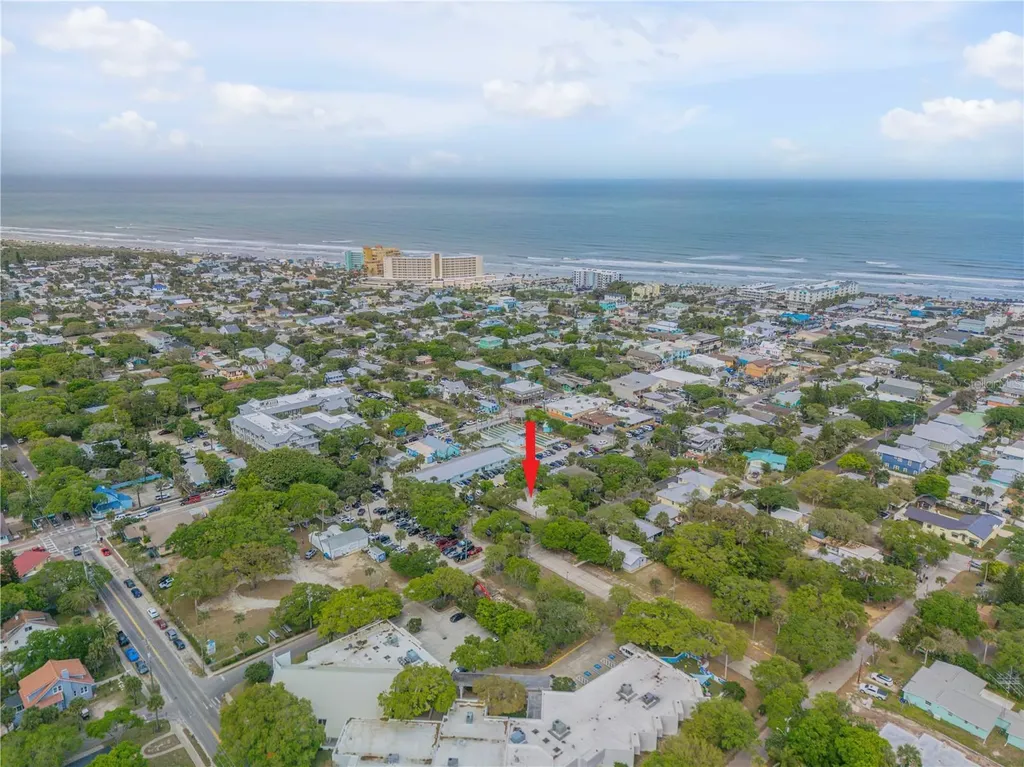 214 Columbus Avenue New Smyrna Beach FL 32169