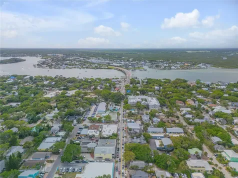 214 Columbus Avenue New Smyrna Beach FL 32169
