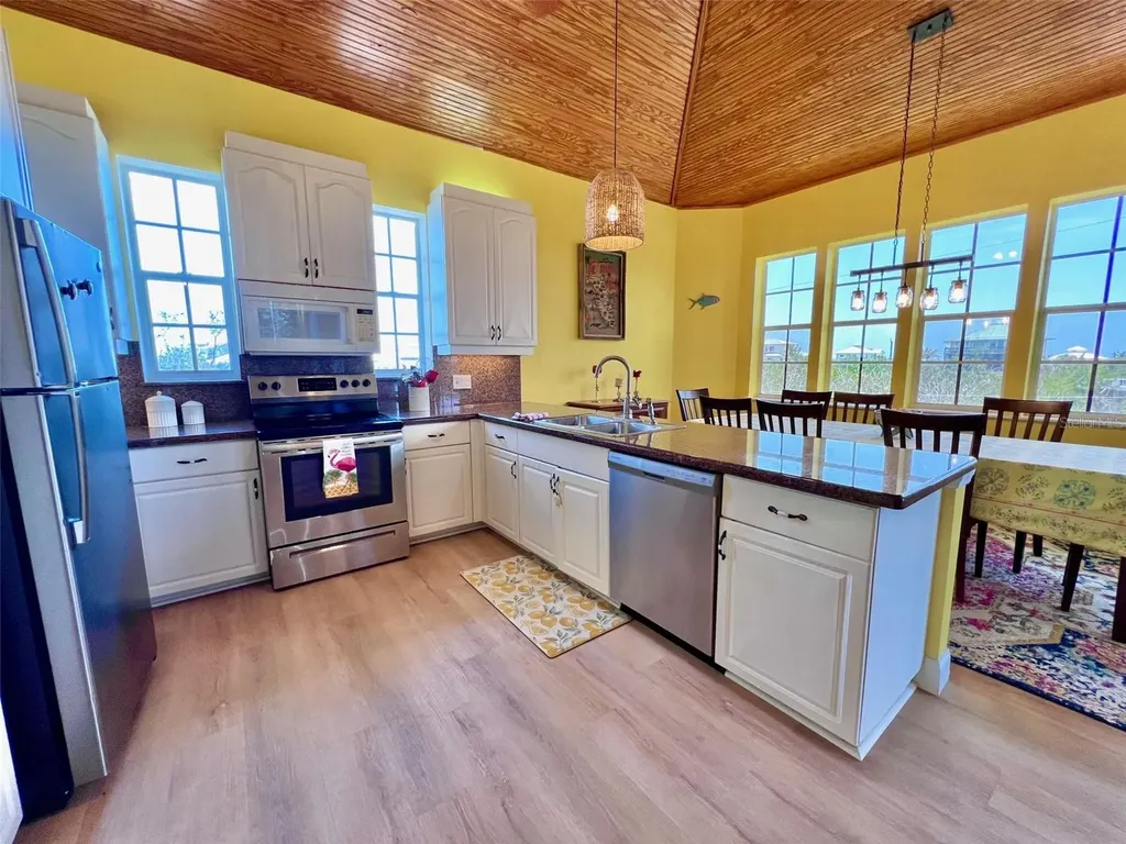 9594 Doubloon Trail Placida FL 33946