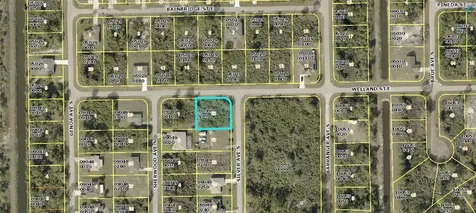 546 Silver Avenue S Lehigh Acres FL 33974