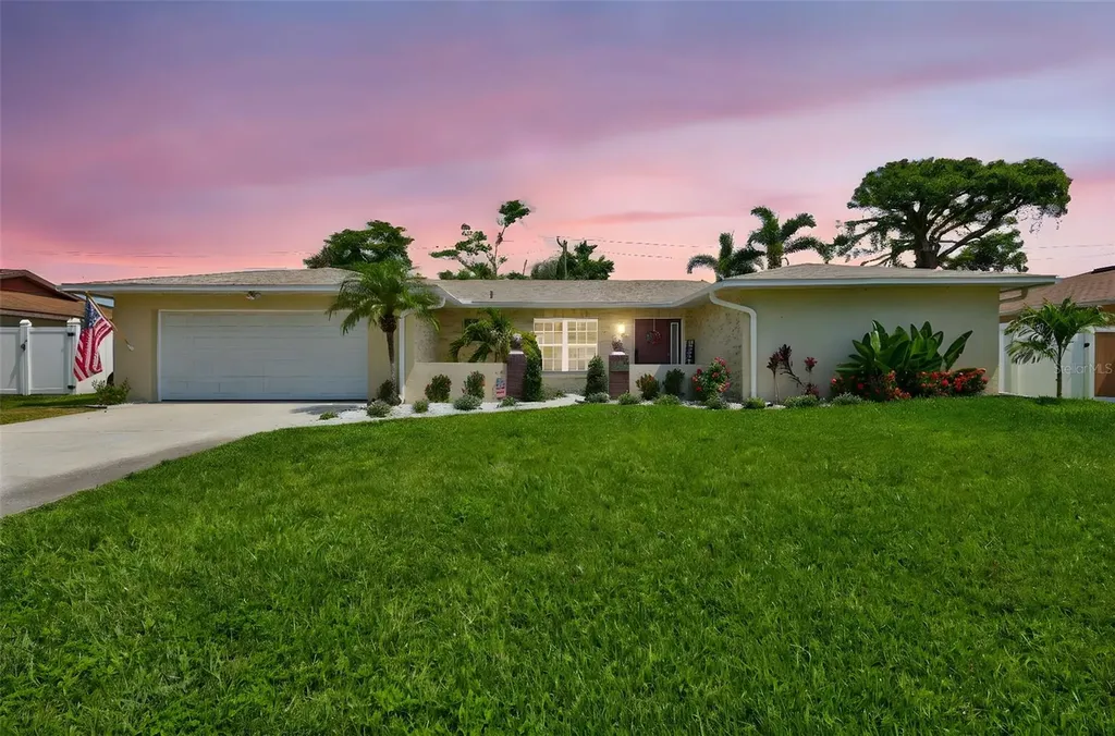 5126 15th Avenue W Bradenton FL 34209