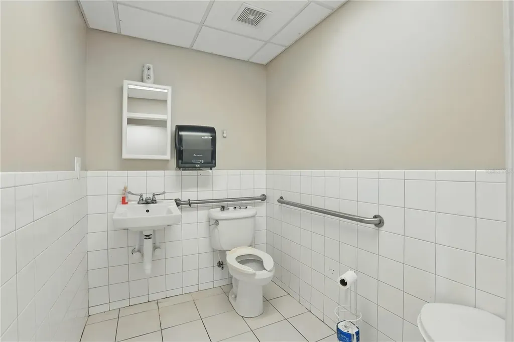 Jacksonville FL 32216