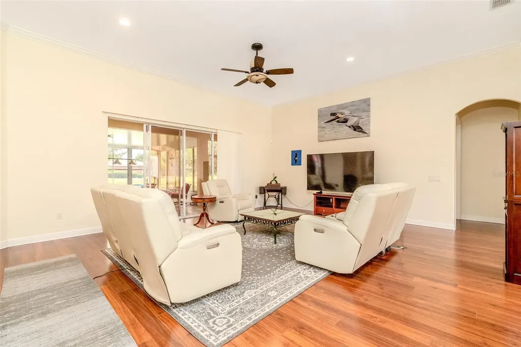 537 Montage Lane Kissimmee FL 34759
