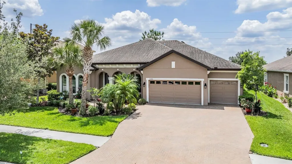 32242 Summerglade Drive Wesley Chapel FL 33545