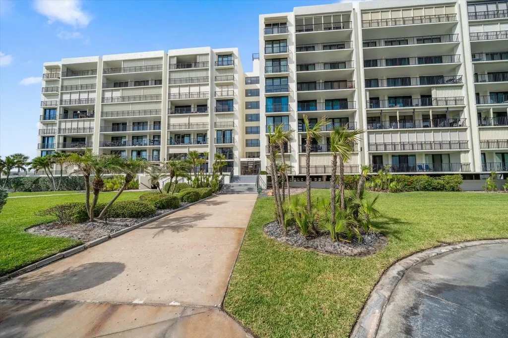 1400 Gulf Boulevard Clearwater Beach FL 33767