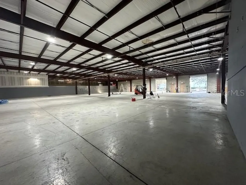 6859 Edgewater Commerce Parkway Orlando FL 32810