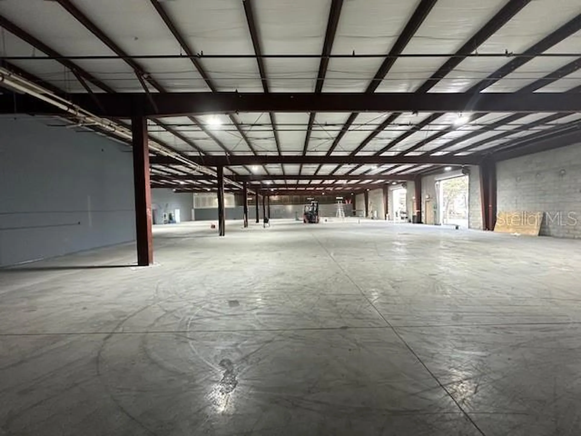 6859 Edgewater Commerce Parkway Orlando FL 32810
