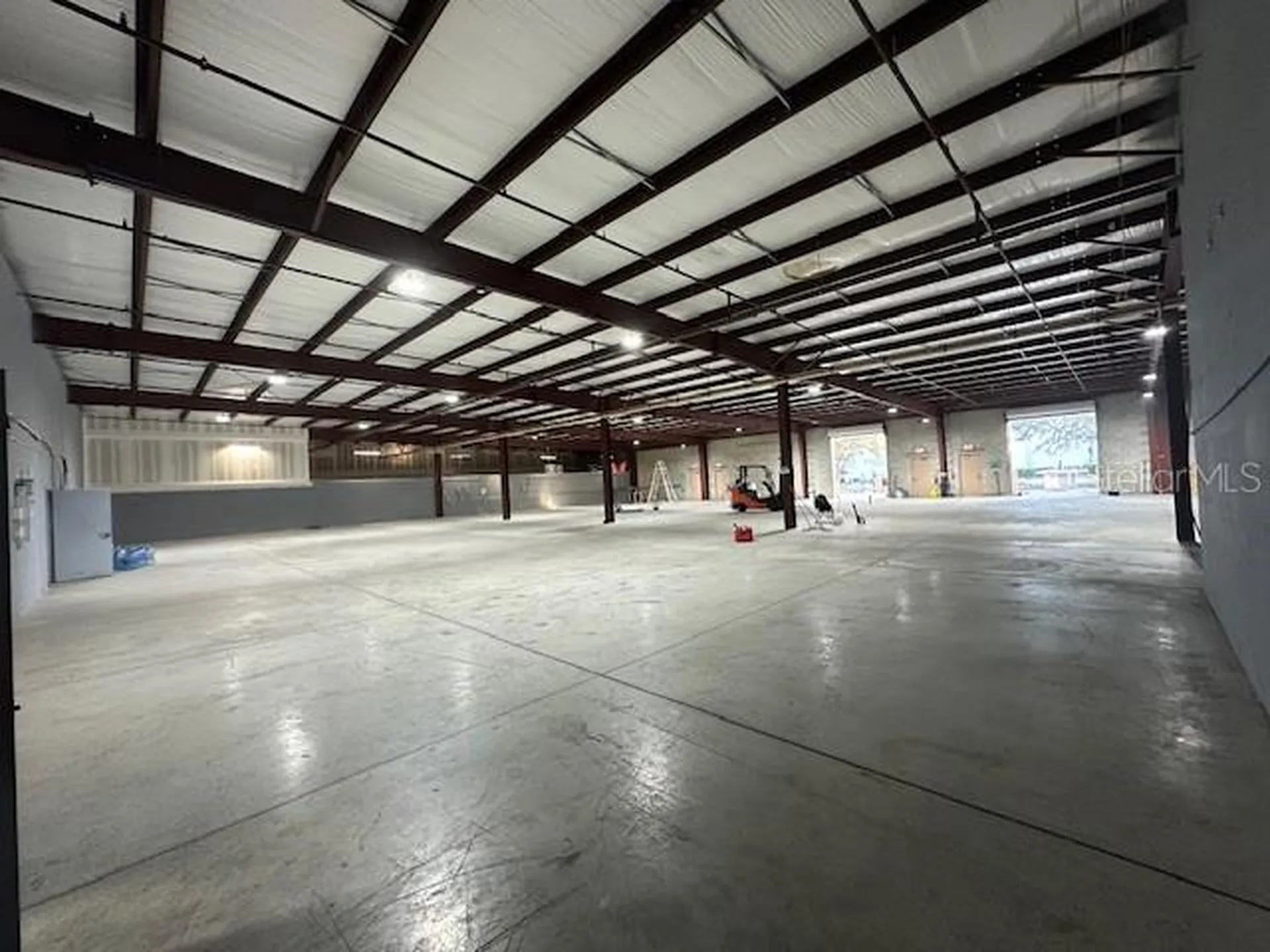 6859 Edgewater Commerce Parkway Orlando FL 32810