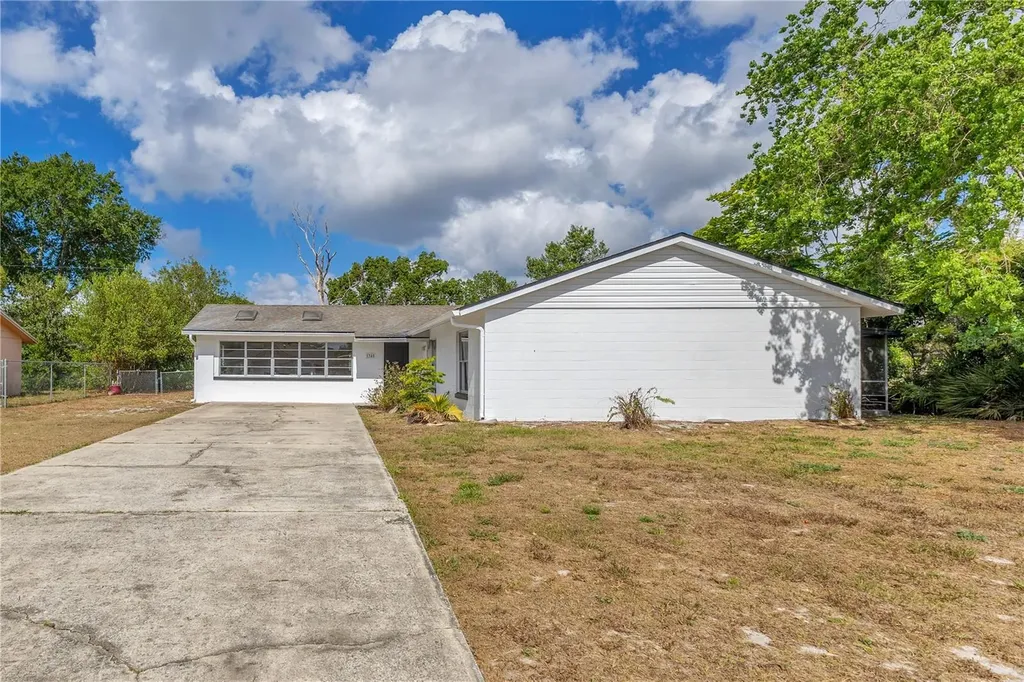 1340 Bakersfield Avenue Deltona FL 32725
