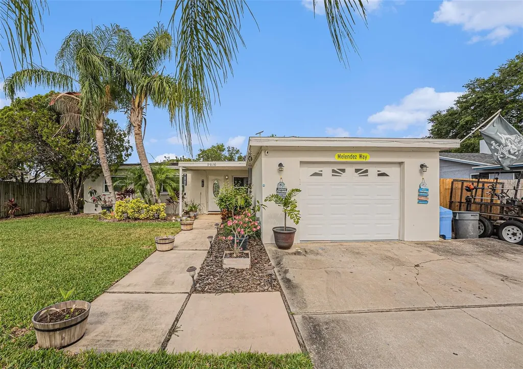 9616 56th Street N Pinellas Park FL 33782