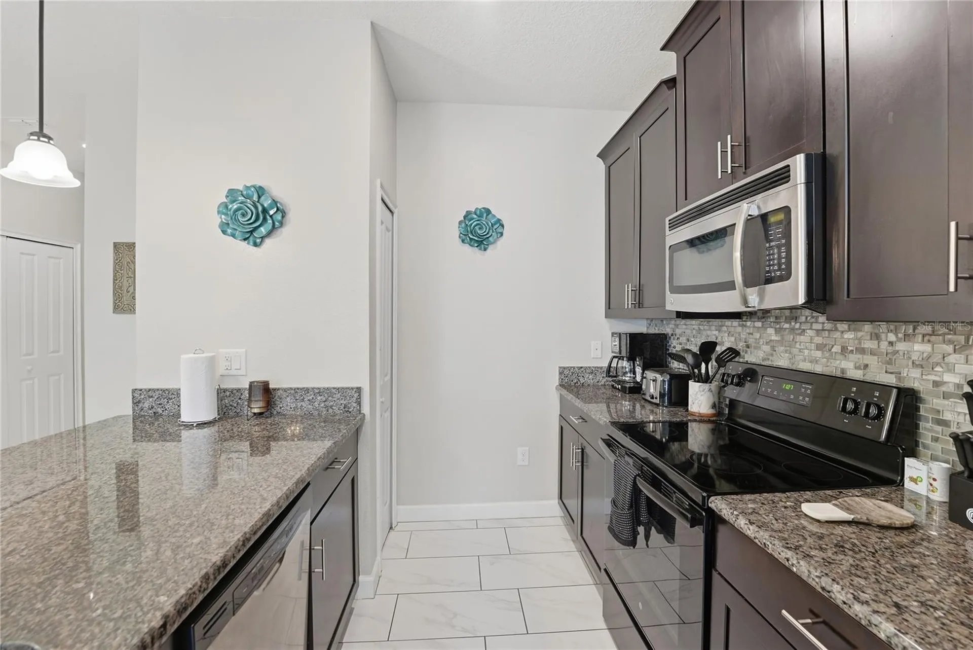 1596 Moon Valley Drive Davenport FL 33896