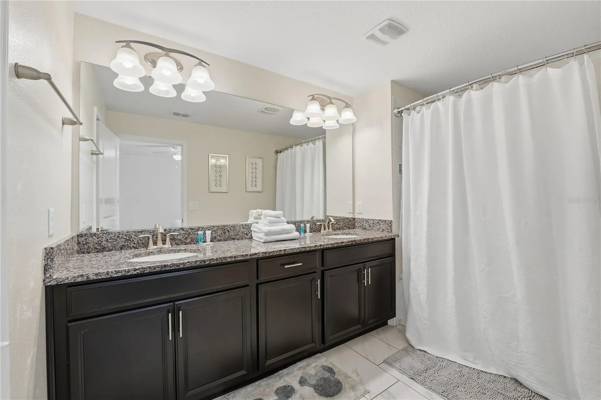 1596 Moon Valley Drive Davenport FL 33896