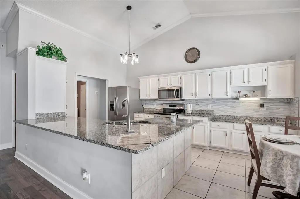 1040 Big Oaks Boulevard Oviedo FL 32765