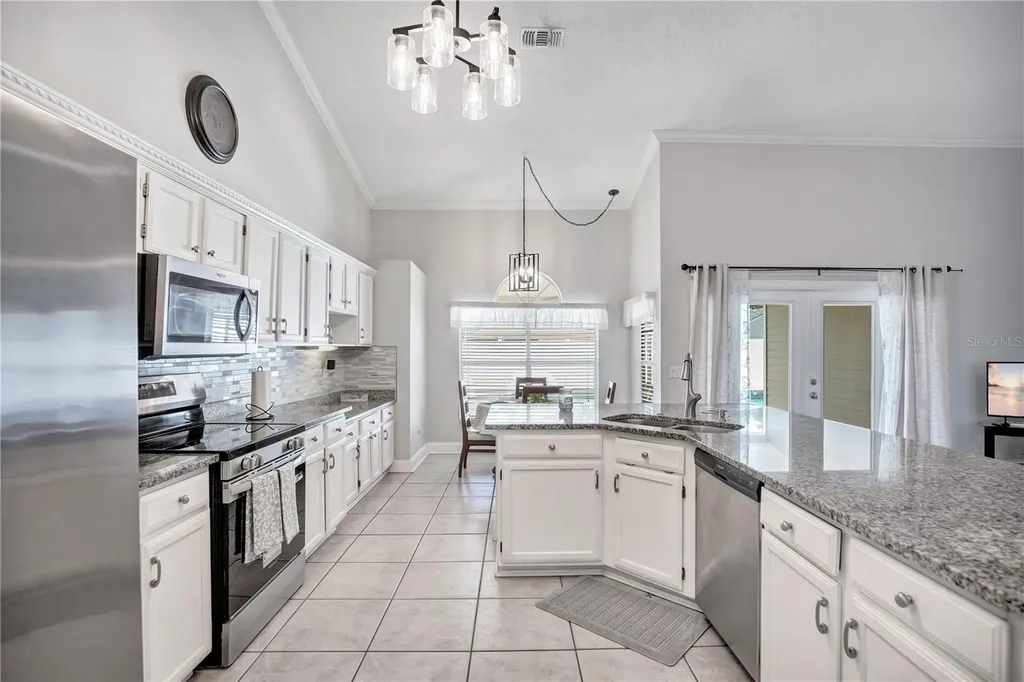 1040 Big Oaks Boulevard Oviedo FL 32765