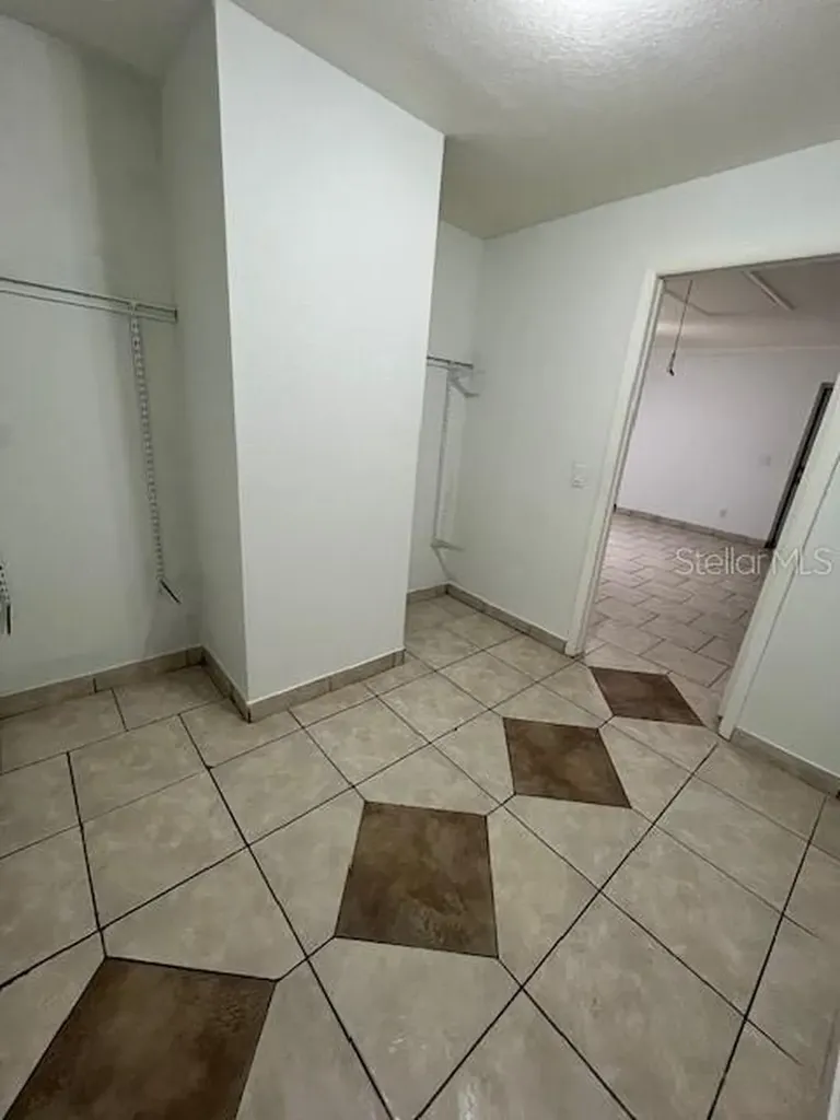 37913 Wicklow Avenue Zephyrhills FL 33541