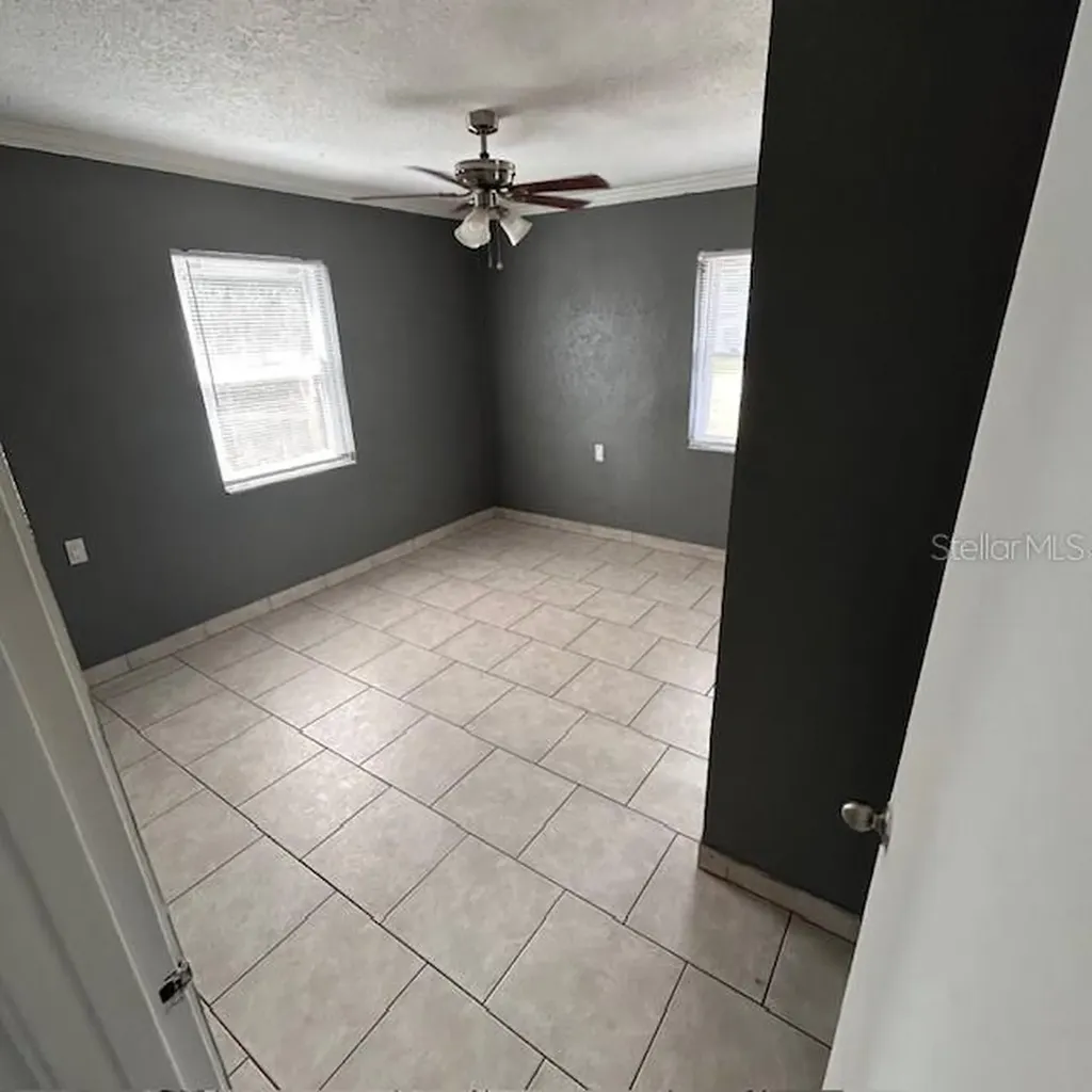 37913 Wicklow Avenue Zephyrhills FL 33541