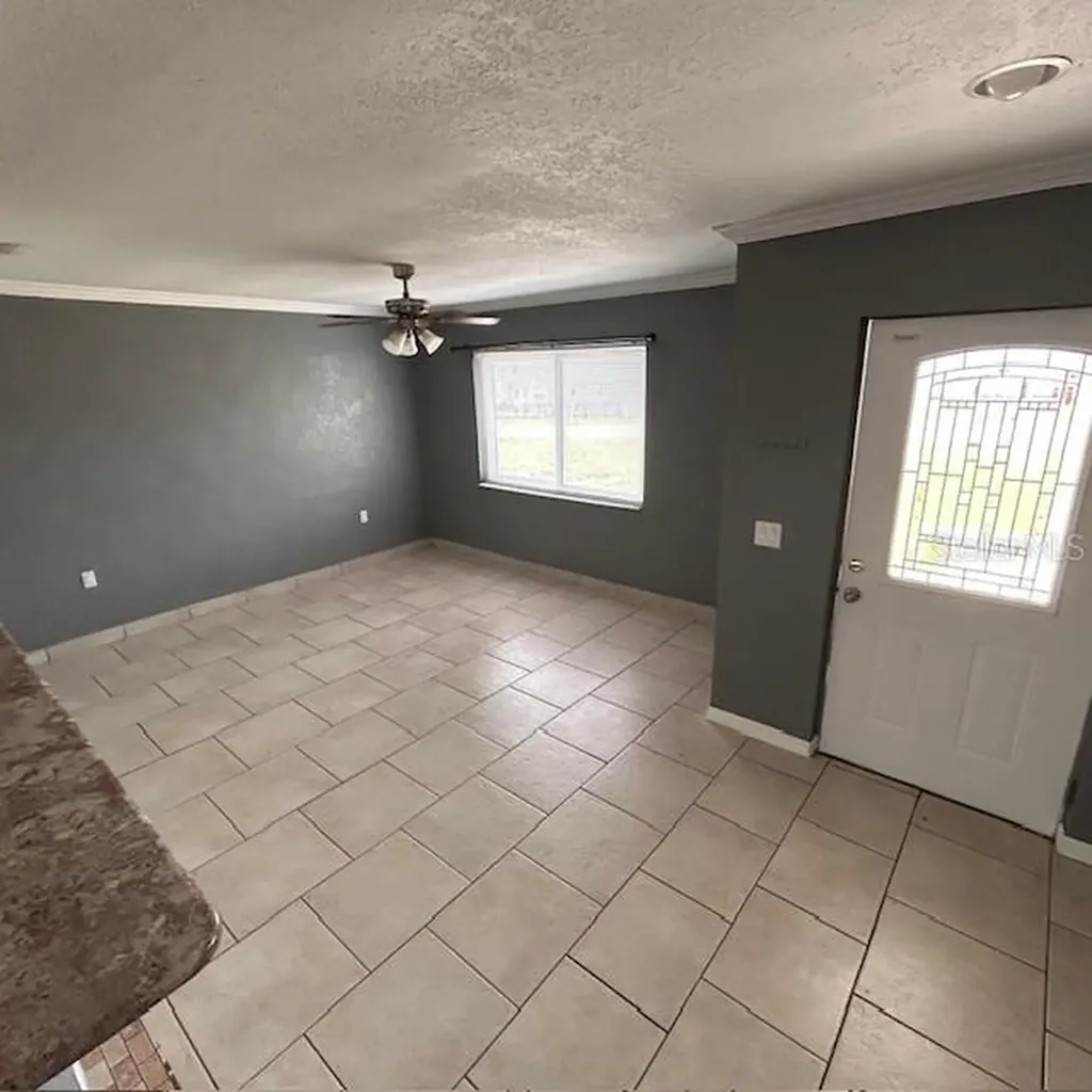 37913 Wicklow Avenue Zephyrhills FL 33541