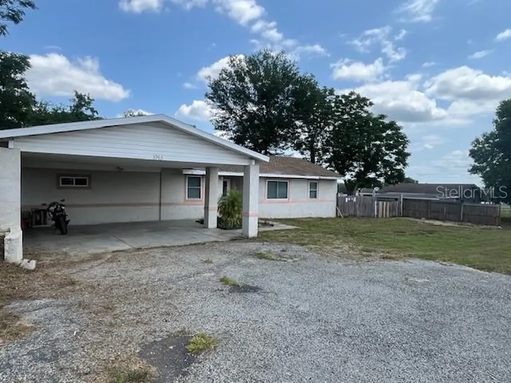 37913 Wicklow Avenue Zephyrhills FL 33541