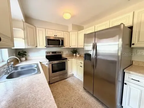 135 E Columbia Street Lake Alfred FL 33850