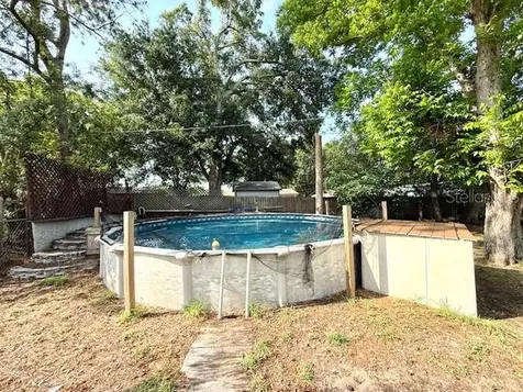135 E Columbia Street Lake Alfred FL 33850