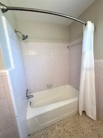 135 E Columbia Street Lake Alfred FL 33850