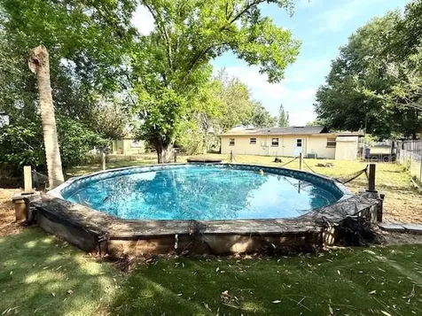 135 E Columbia Street Lake Alfred FL 33850