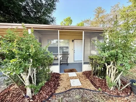 135 E Columbia Street Lake Alfred FL 33850