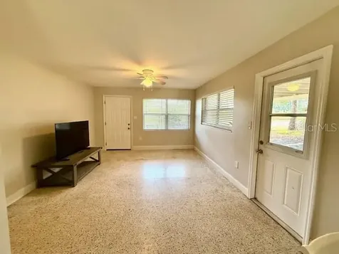 135 E Columbia Street Lake Alfred FL 33850