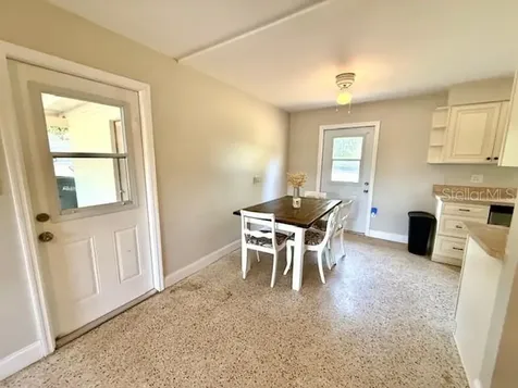 135 E Columbia Street Lake Alfred FL 33850