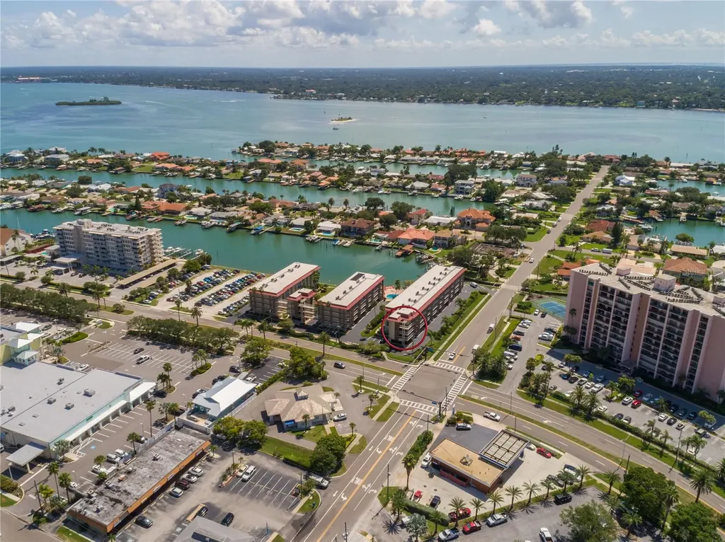 105 Island Way Clearwater Beach FL 33767