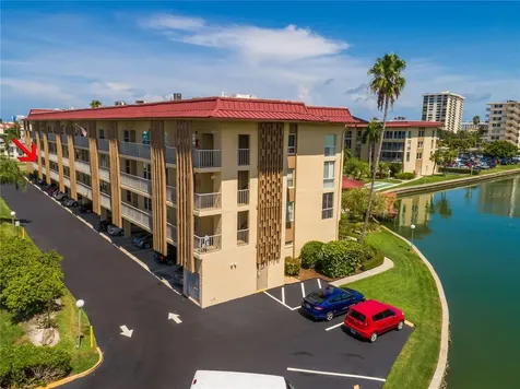 105 Island Way Clearwater Beach FL 33767