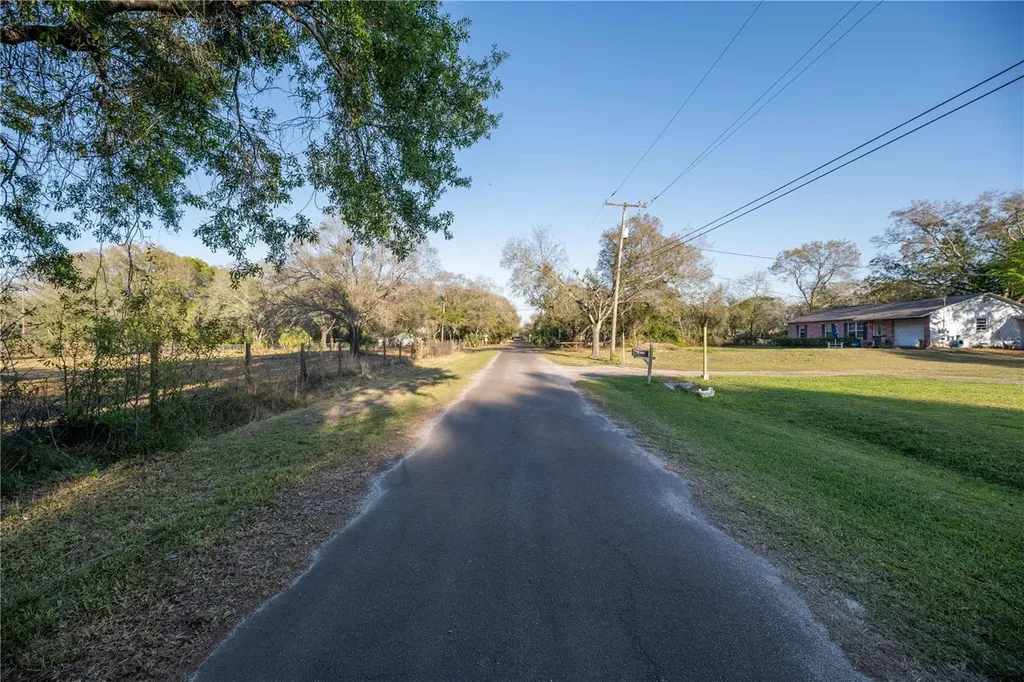 1206 Fisher Lane Brandon FL 33510