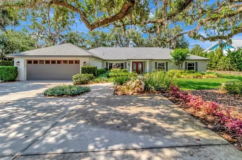 1341 W Lakeshore Drive Clermont FL 34711