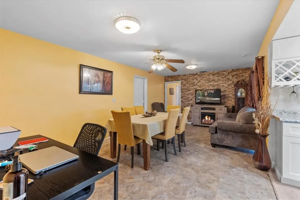 1453 62nd Terrace S St Petersburg FL 33705