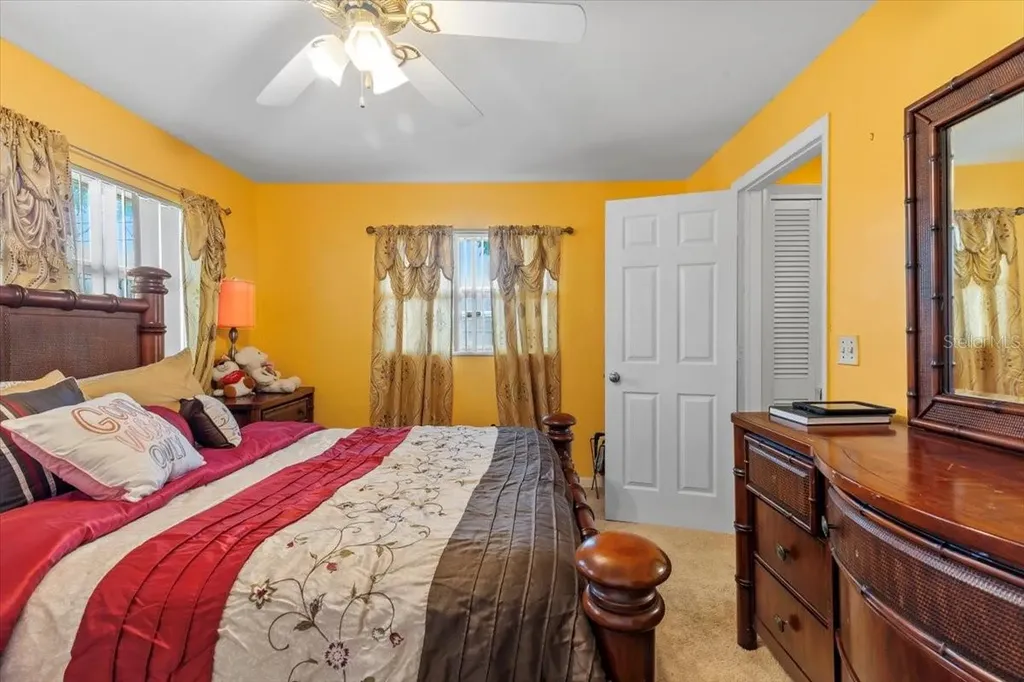 1453 62nd Terrace S St Petersburg FL 33705