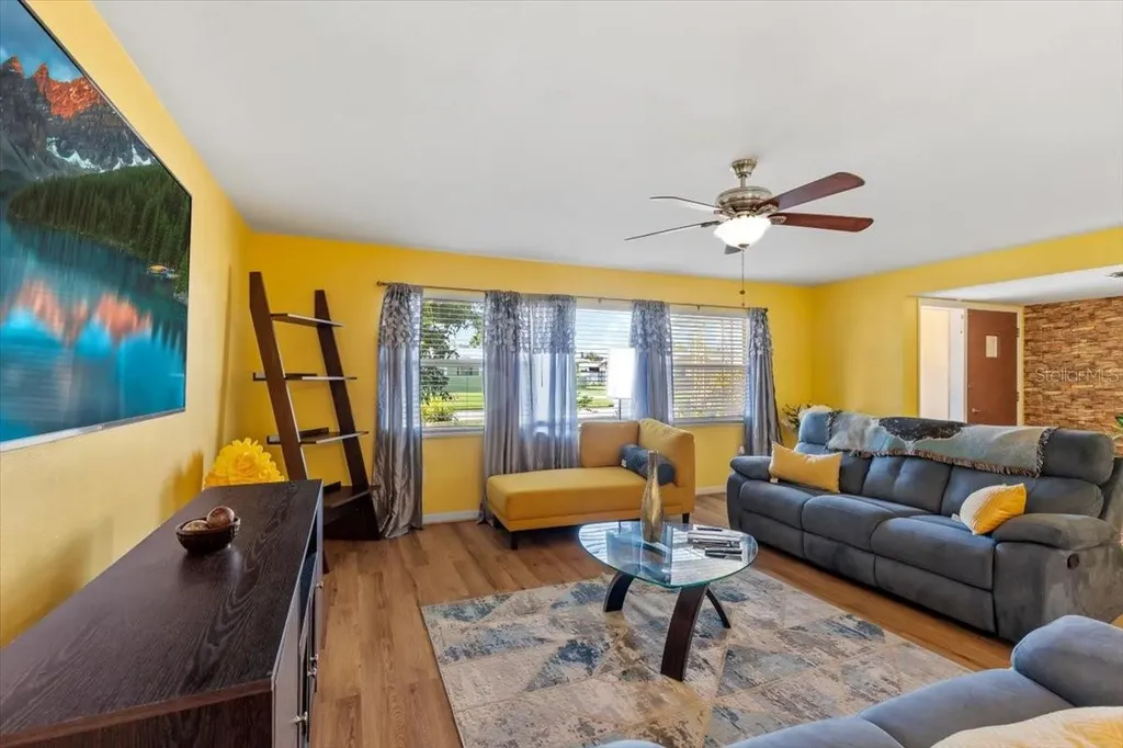 1453 62nd Terrace S St Petersburg FL 33705