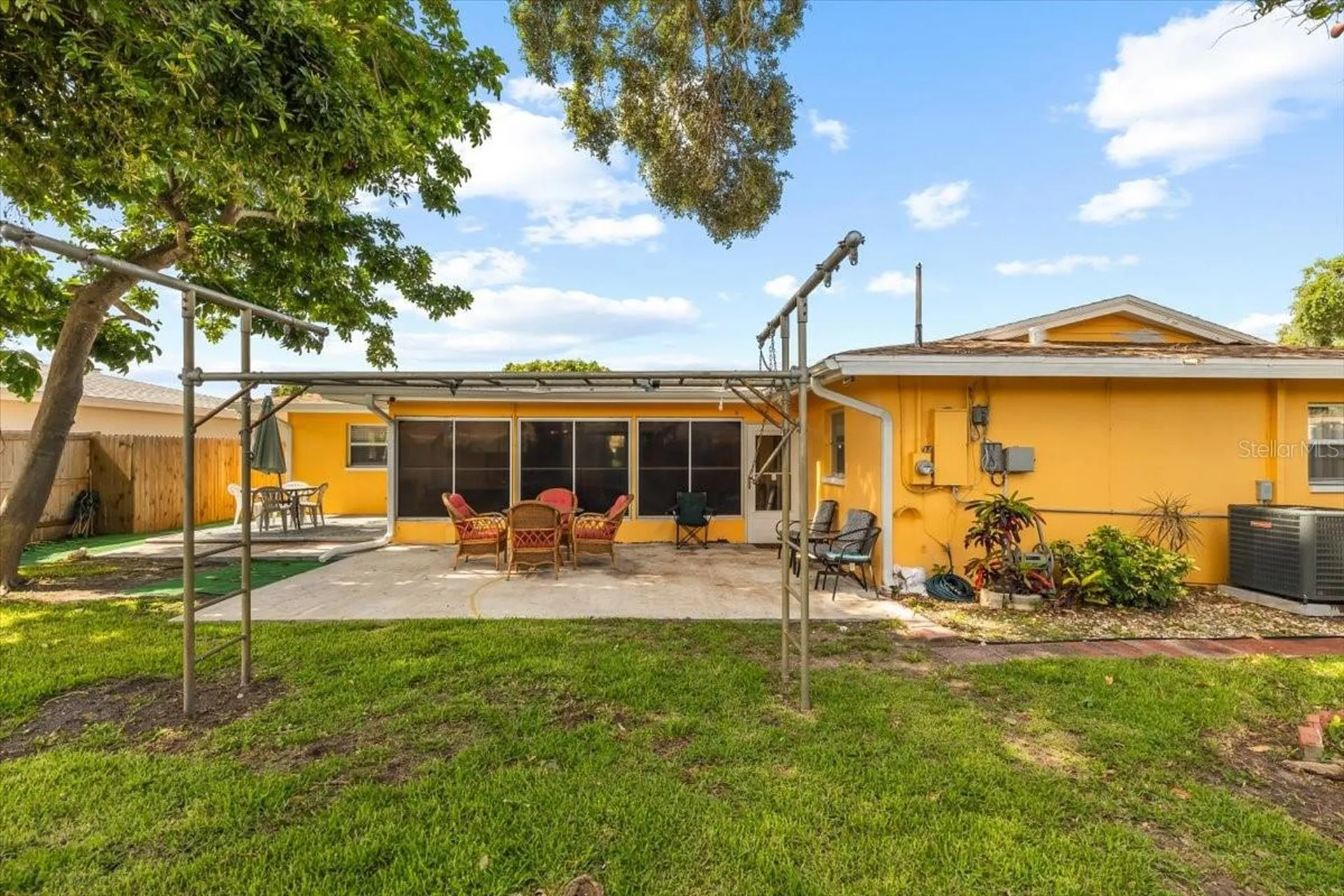 1453 62nd Terrace S St Petersburg FL 33705
