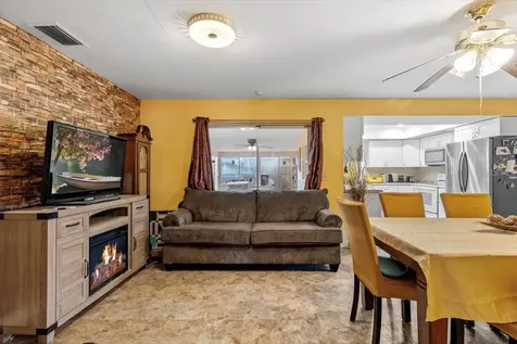 1453 62nd Terrace S St Petersburg FL 33705
